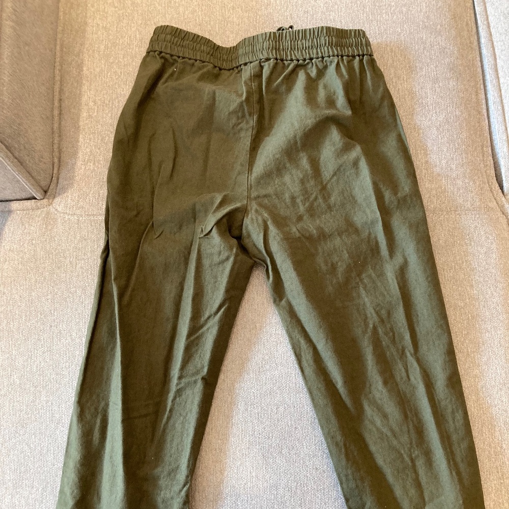 Green linen pants